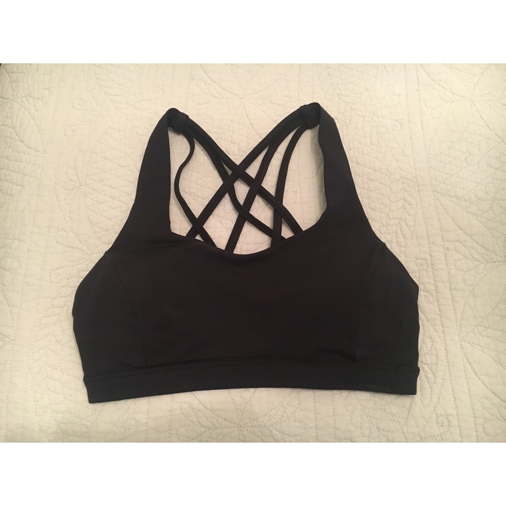 Lululemon a Serene To Be sports bra size 6